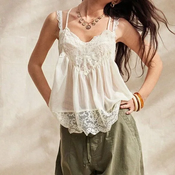 Apricot Boho Women's Elegant Romantic Lace Patchwork Loose Tank Top - Picture 1 of 8